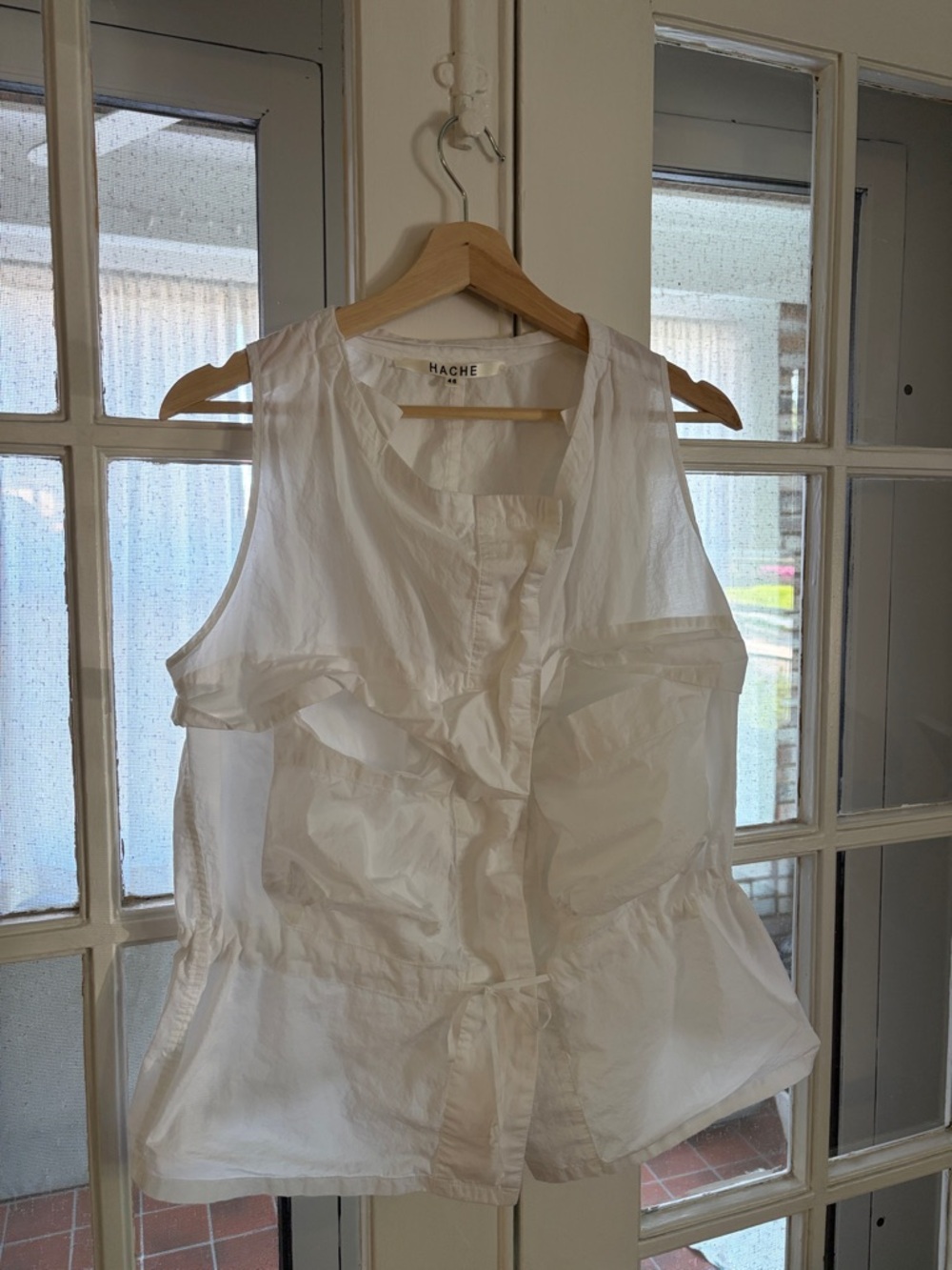 HACHE White Sleeveless Ruffle-Front Cotton Camisole